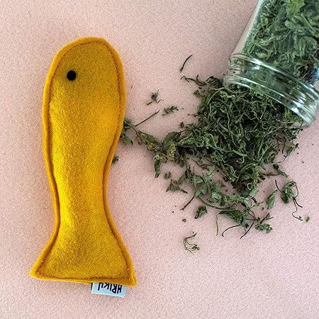 Hriku Catnip Toy Peetmatsya Yellow Fish M