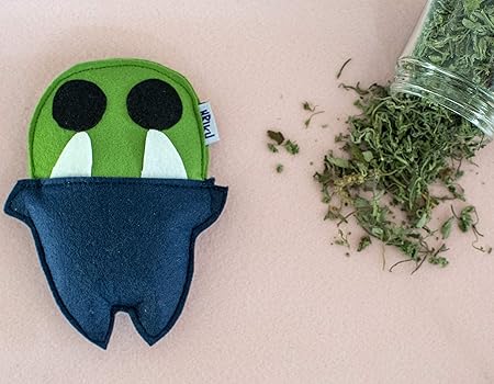 Hriku Catnip Toy Dantdaitya Tooth Monster Green M