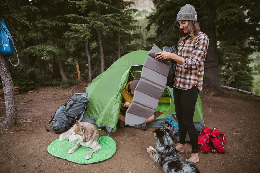 Ruffwear Highlands™ Dog Pad - Cloudburst Gray