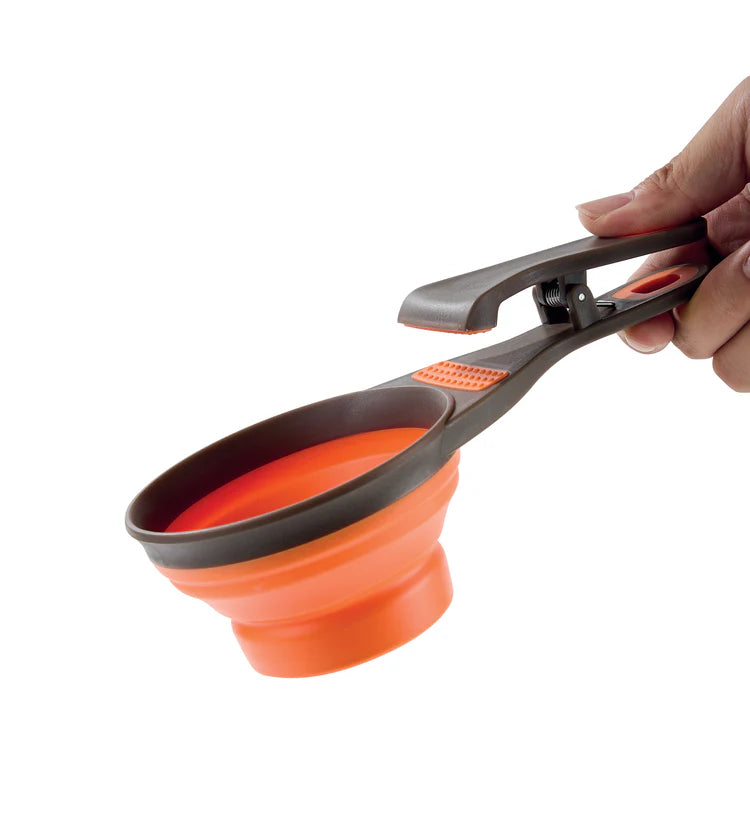M-Pets Cuizi Foldable Scoop Assorted 19 x 9.8 x 5.3 cm - Capacity: 237ml
