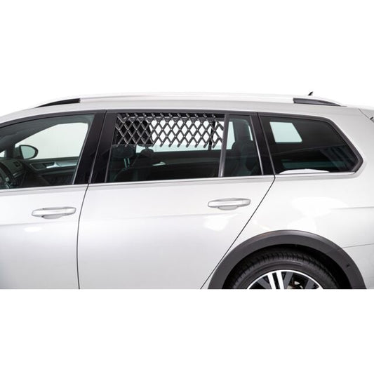 Trixie Ventilation Lattice For Car Black 30-110cm