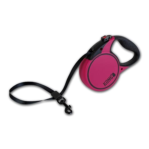 Kong Retractable Terrain Dog Leash - Fuchsia